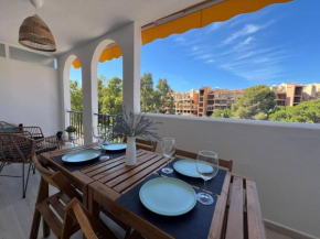 Elegante y luminoso apartamento de playa Fuengirola